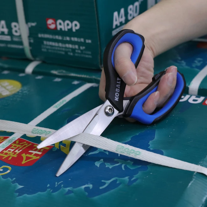 Ciseaux à Poignée Moulée Kobalt En Acier Inoxydable De 4,7 Po, Ens. De 2 2 Ciseaux à Poignée Moulée Kobalt En Acier Inoxydable De 4,7 Po, Ens. De 2 – Image 2